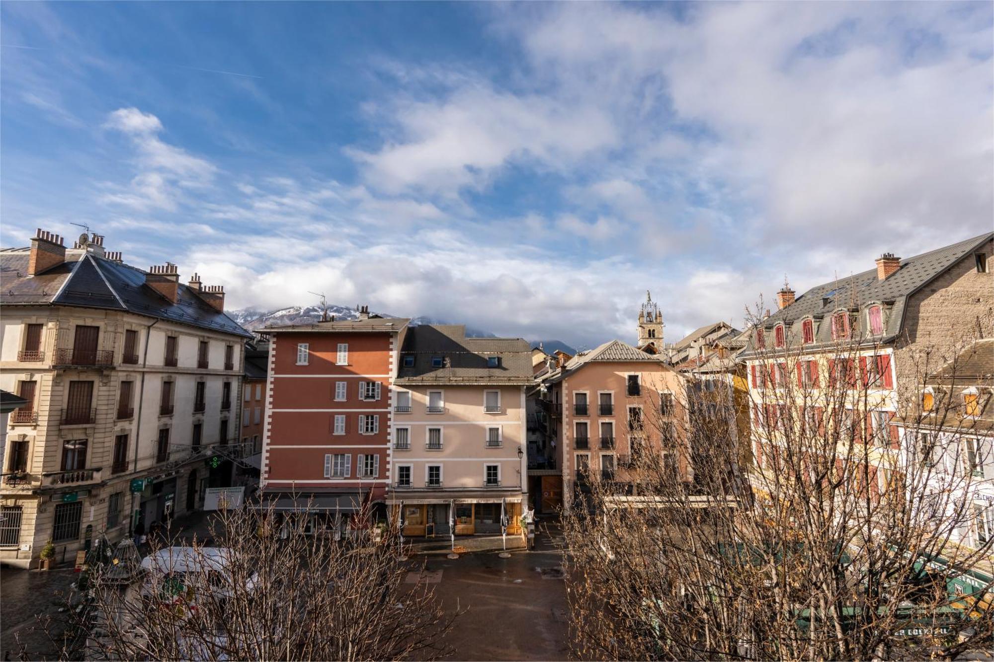 Superbe Loft - Situ Sur La Place Centrale Barcelonnette Zewnętrze zdjęcie